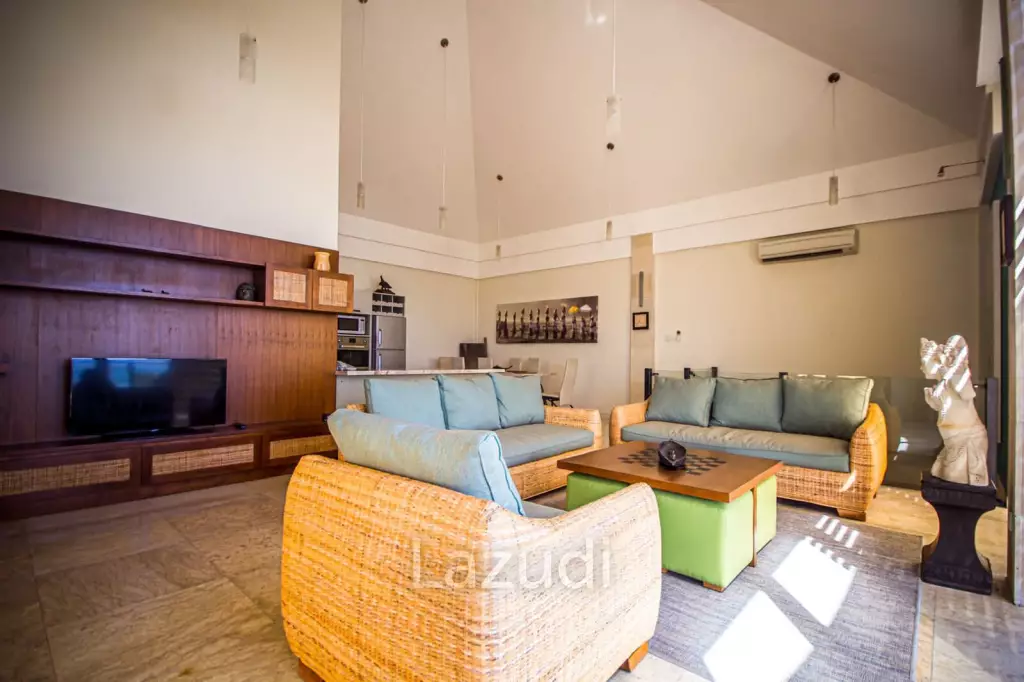 Ocean view Penthouse in Seminyak