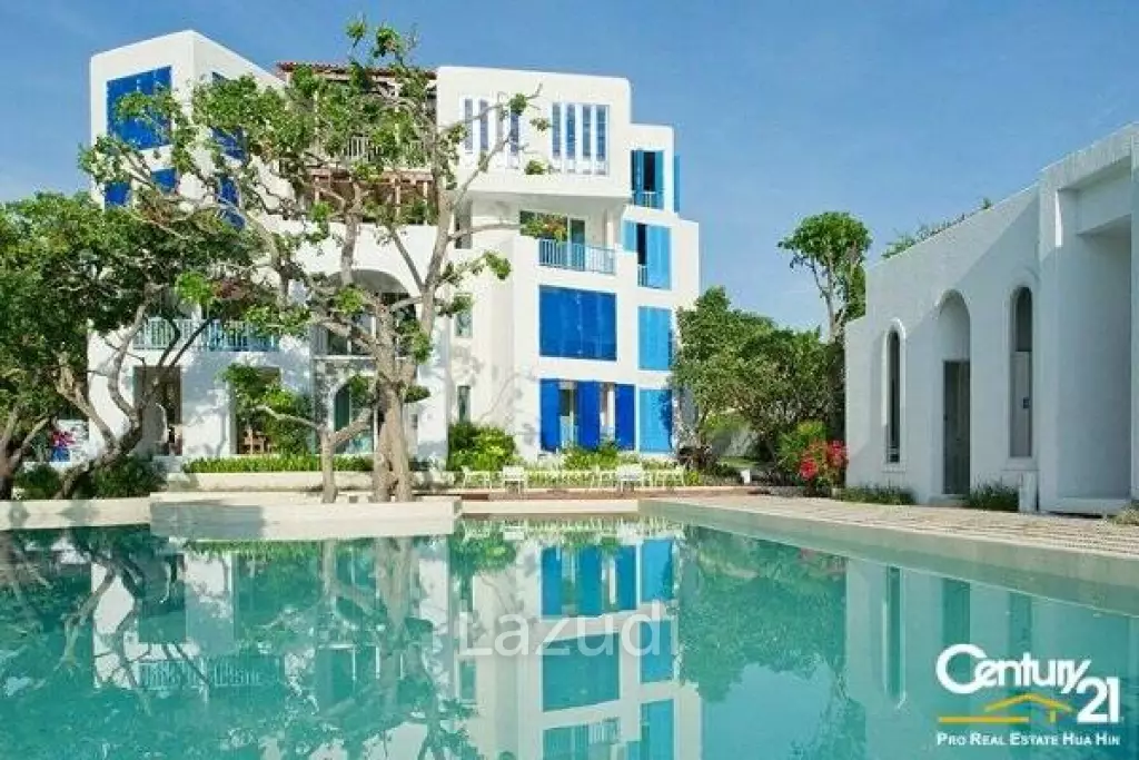 2 Bed Beachfront Condo