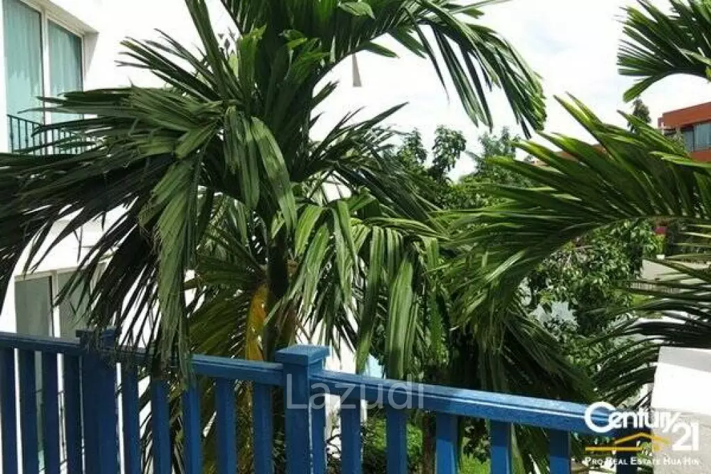 2 Bed Beachfront Condo