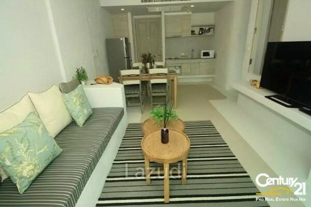Nice 2 Bed Beachfront Condo