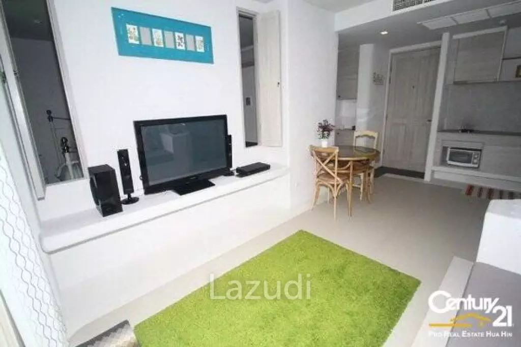 1 Bed Beachfront Condo