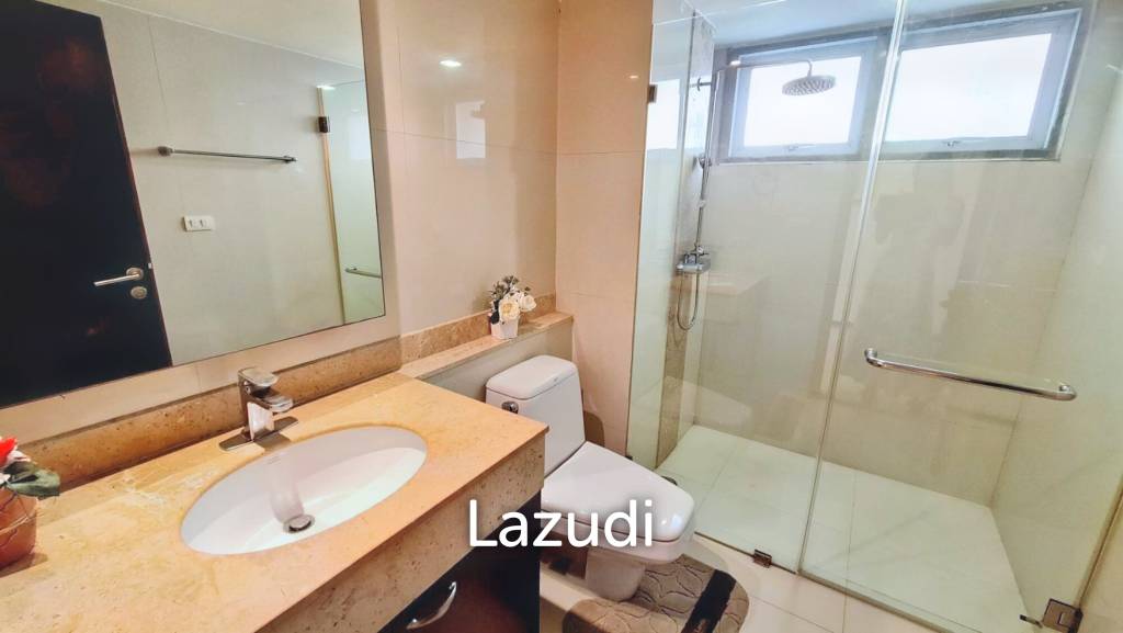 3 Bed 3 Bath 289 SQ.M Piyathip Place