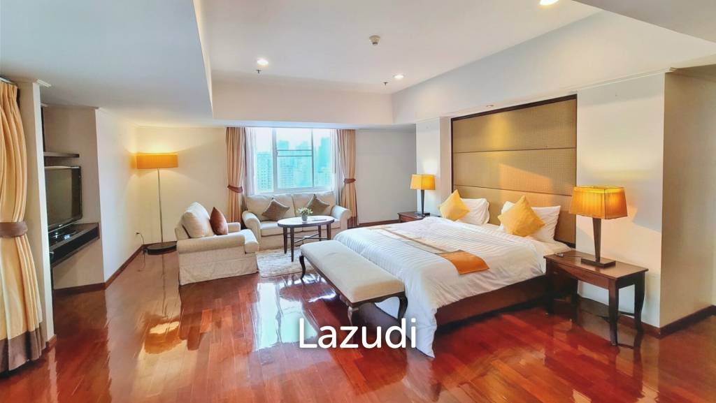 3 Bed 3 Bath 289 SQ.M Piyathip Place