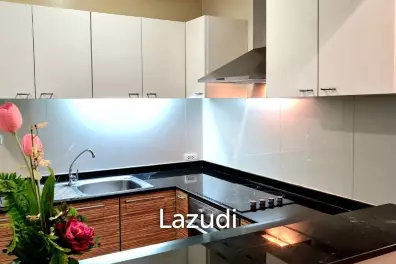 2 Bed 2 Bath 173 SQ.M Piyathip Place