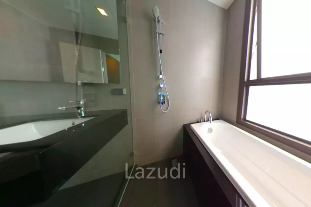 2 Bed 2 Bath 83.76 SQ.M. Whizdom Avenue Ratchada - Ladprao