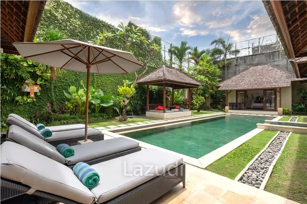 Great Freehold Villas in the heart of Seminyak