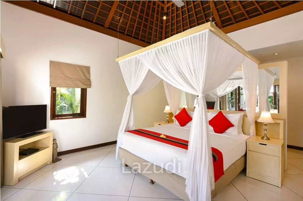 Great Freehold Villas in the heart of Seminyak