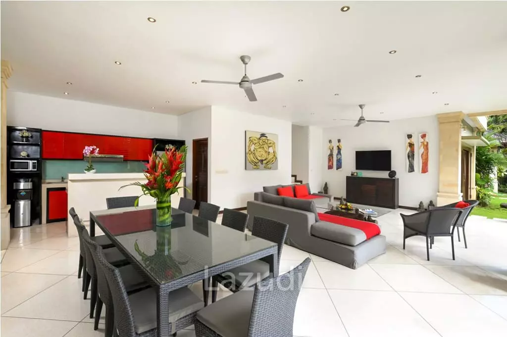Great Freehold Villas in the heart of Seminyak