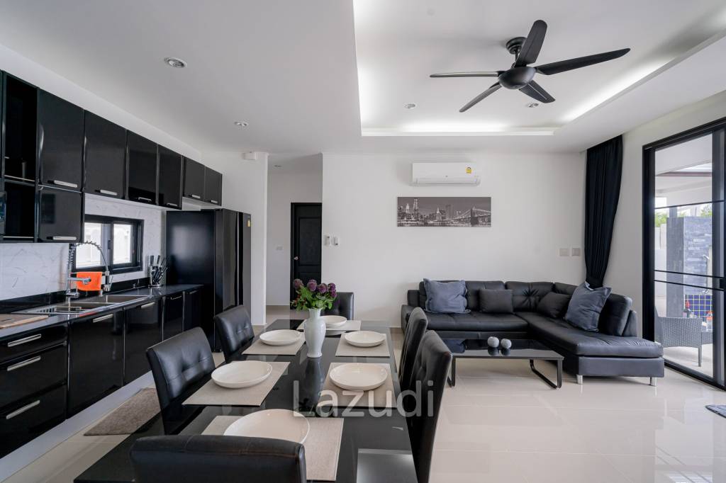 Mil Pool : New 3 Bedroom Pool Villa in Soi 102