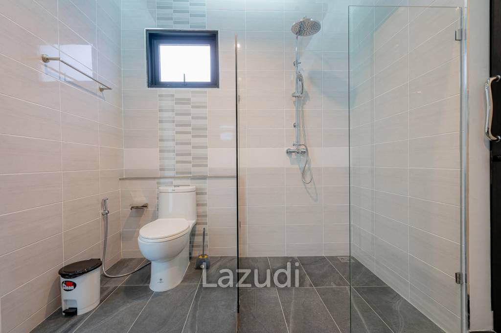 Mil Pool : New 3 Bedroom Pool Villa in Soi 102
