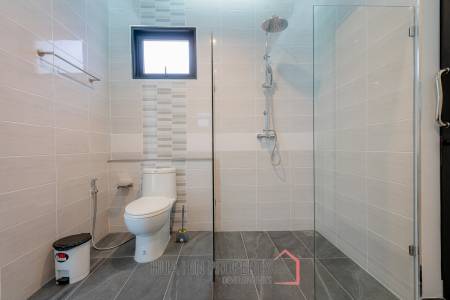 Mil Pool : New 3 Bedroom Pool Villa in Soi 102