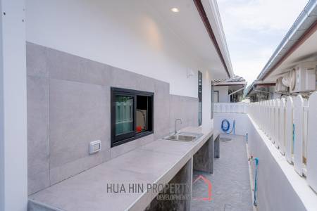 Mil Pool : New 3 Bedroom Pool Villa in Soi 102