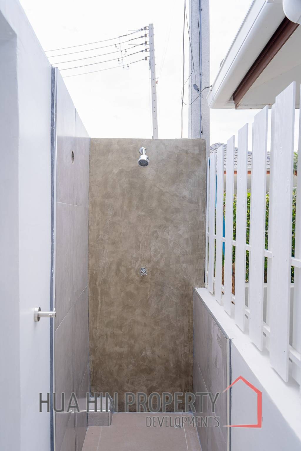 Mil Pool : New 3 Bedroom Pool Villa in Soi 102