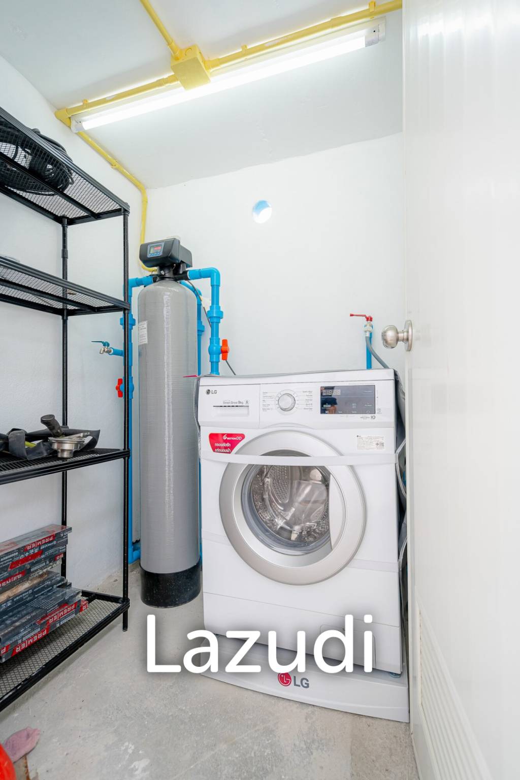 Mil Pool : New 3 Bedroom Pool Villa in Soi 102