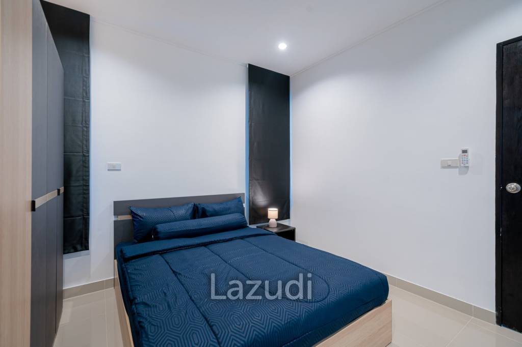 Mil Pool : New 3 Bedroom Pool Villa in Soi 102