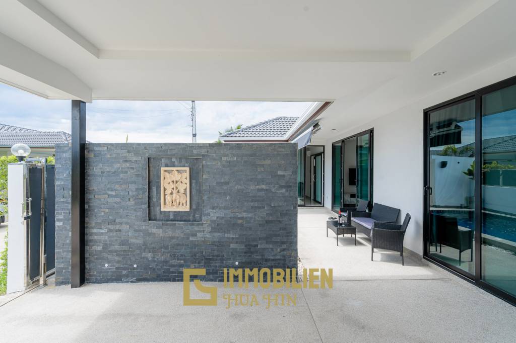 Mil Pool : New 3 Bedroom Pool Villa in Soi 102