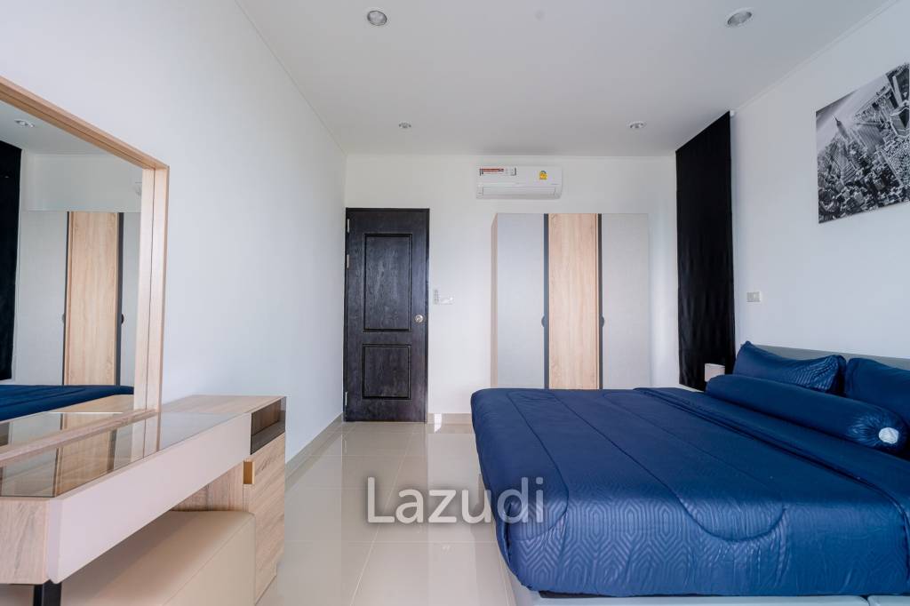 Mil Pool : New 3 Bedroom Pool Villa in Soi 102