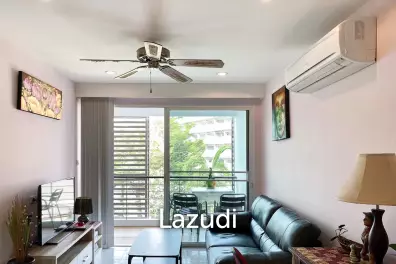 Tira Tiraa Condominium : 1 Bedroom With Pool View
