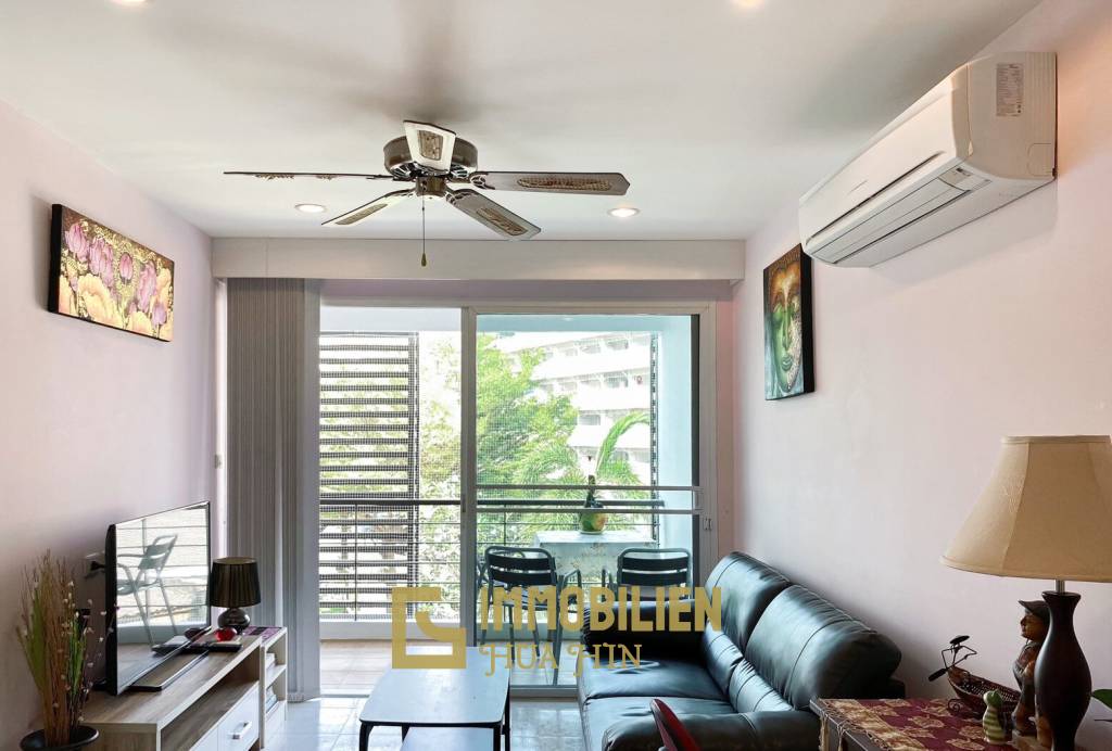 Tira Tiraa Condominium : 1 Bedroom With Pool View