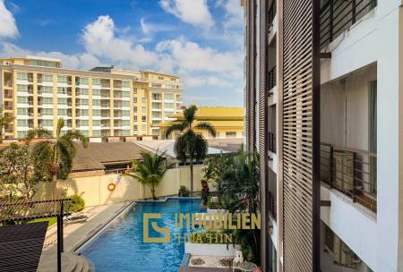 Tira Tiraa Condominium : 1 Bedroom With Pool View