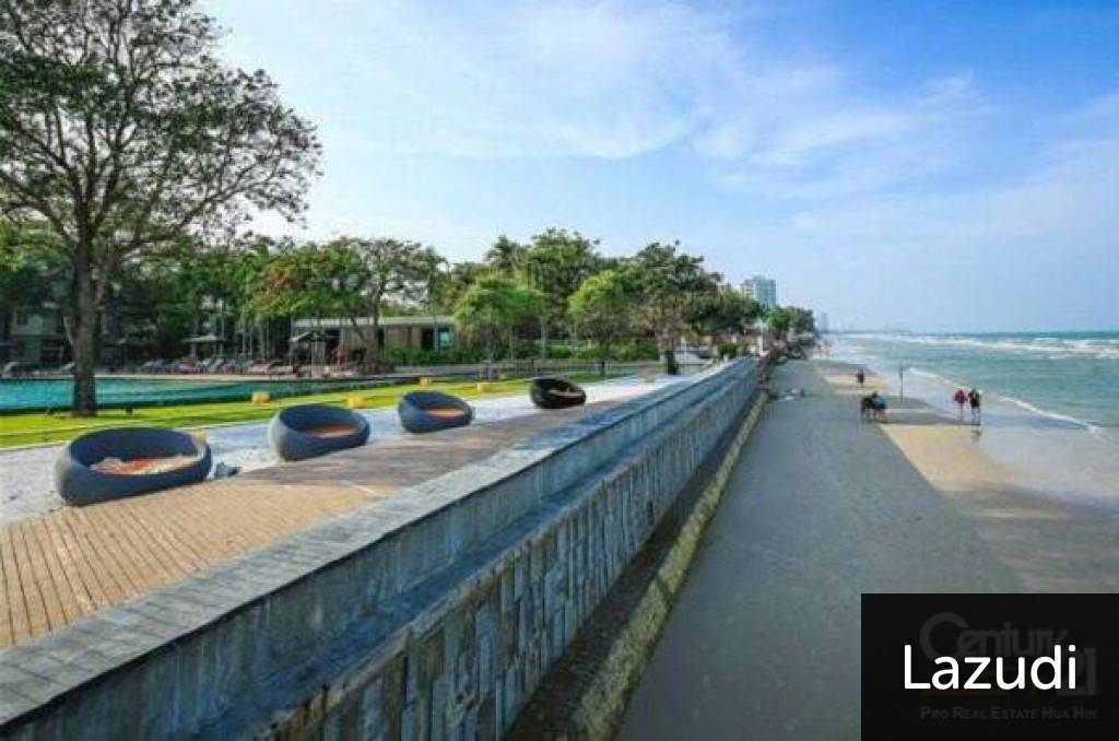 2 Bed Beachfront Condo with Pool View