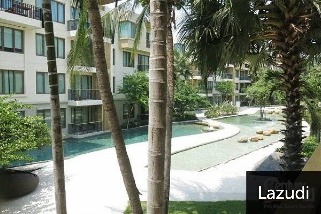 2 Bed Beachfront Condo with Pool View