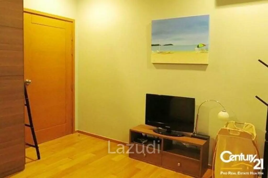 1 Bed Beachfront Condo