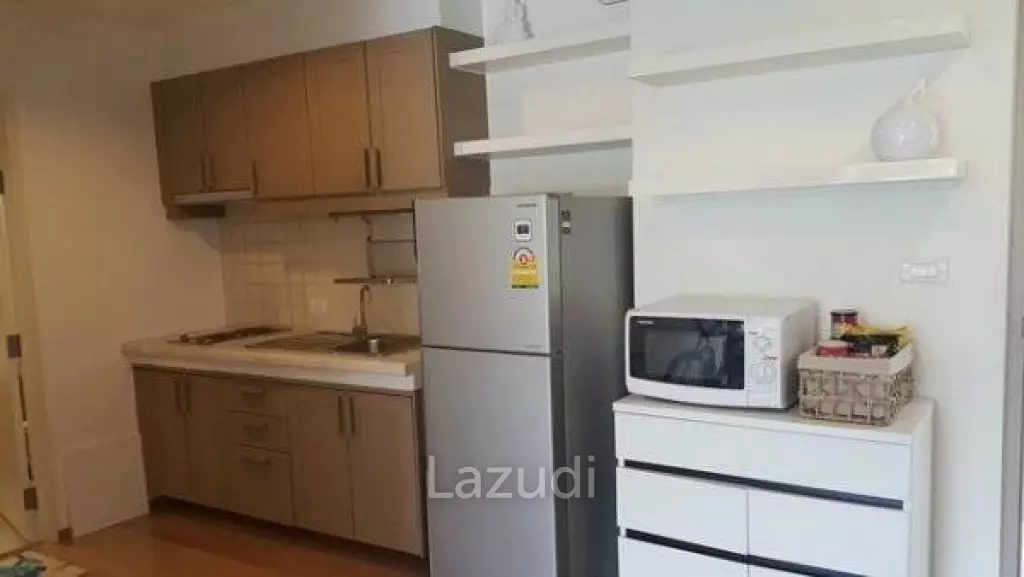 1 Bed beachfront Condo