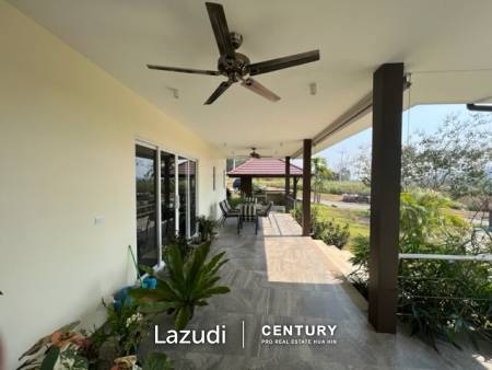 RESORT STYLE HOME : 4 bed beautiful location