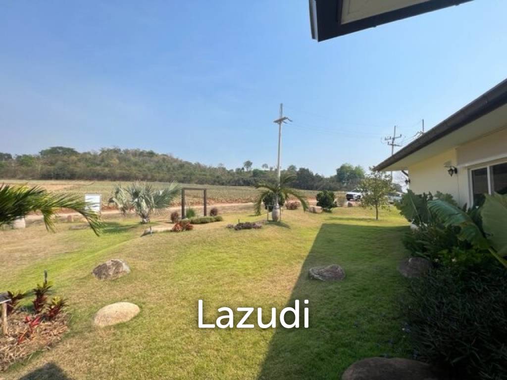 3,200 Sqm 4 Bed 4 Bath Villa For Sale