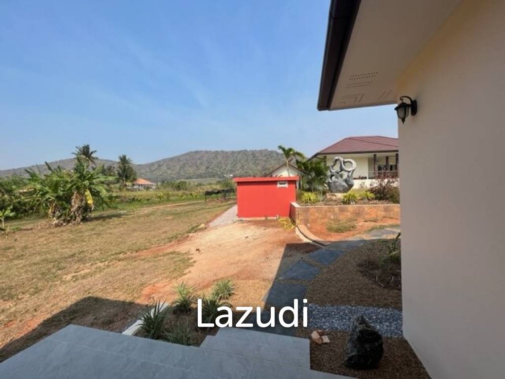 3,200 Sqm 4 Bed 4 Bath Villa For Sale