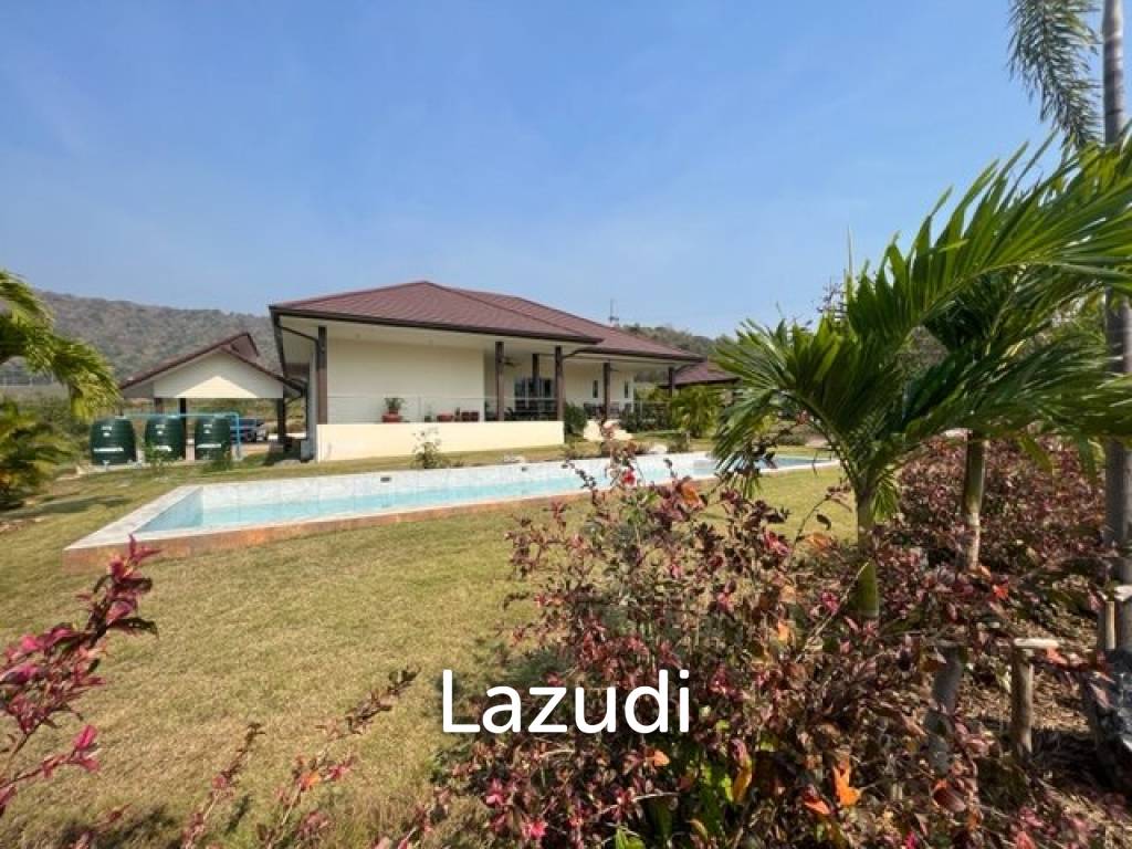 3,200 Sqm 4 Bed 4 Bath Villa For Sale