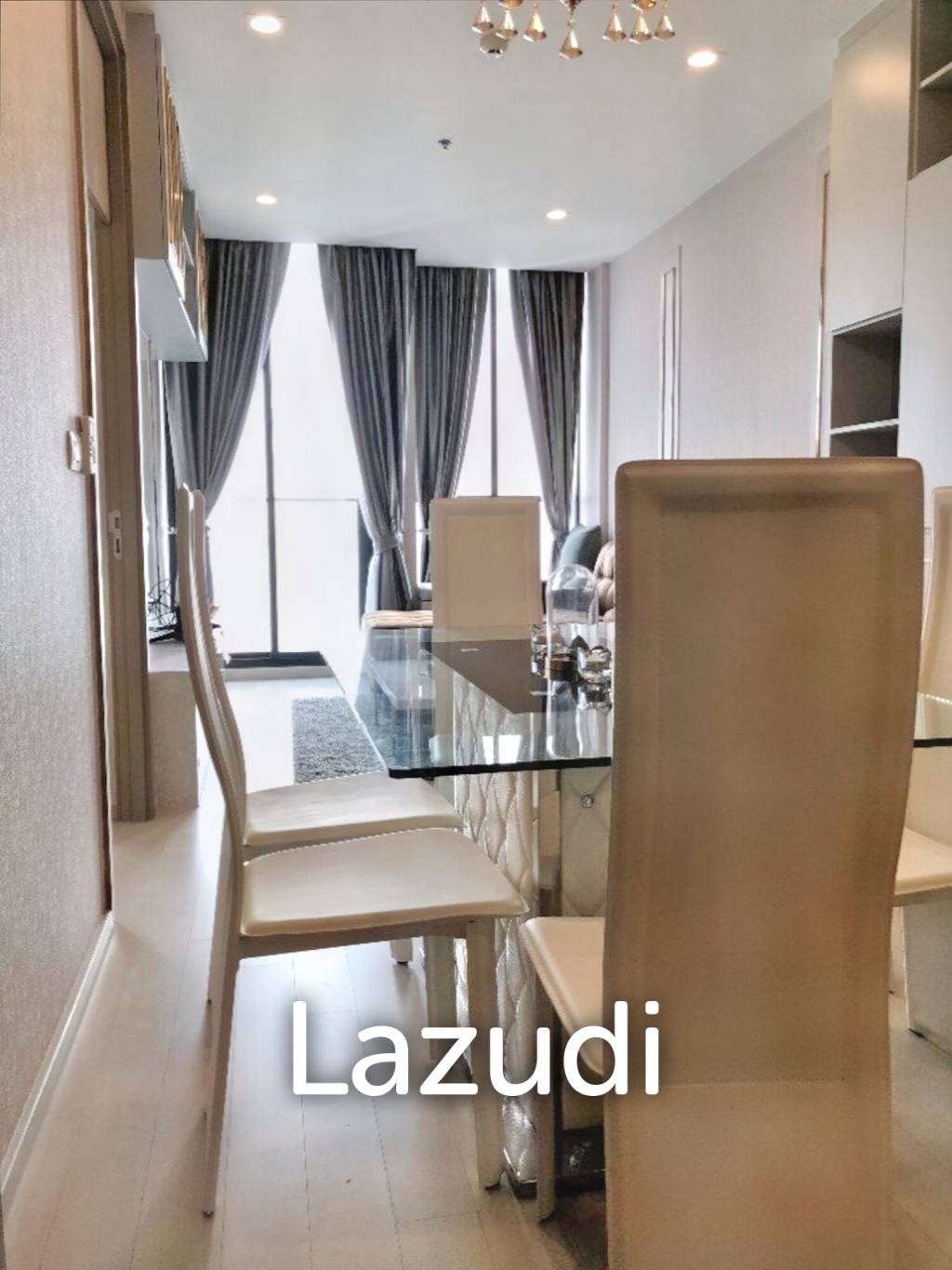 2 bed 2 bath 75.45 SQ.M Noble PloenChit