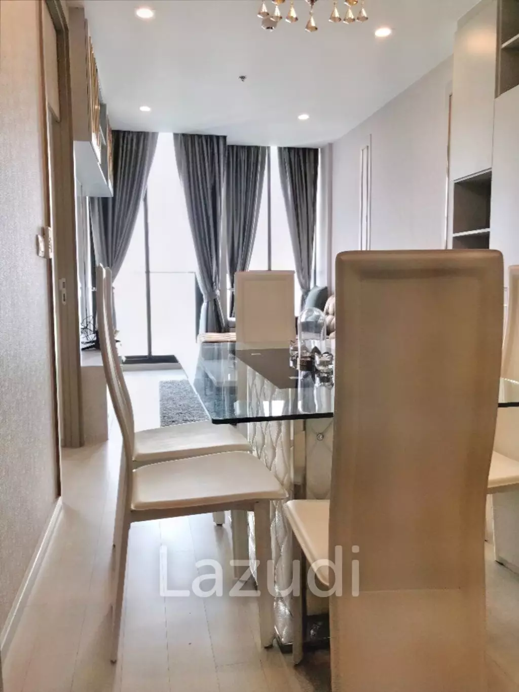 2 bed 2 bath 75.45 SQ.M Noble PloenChit