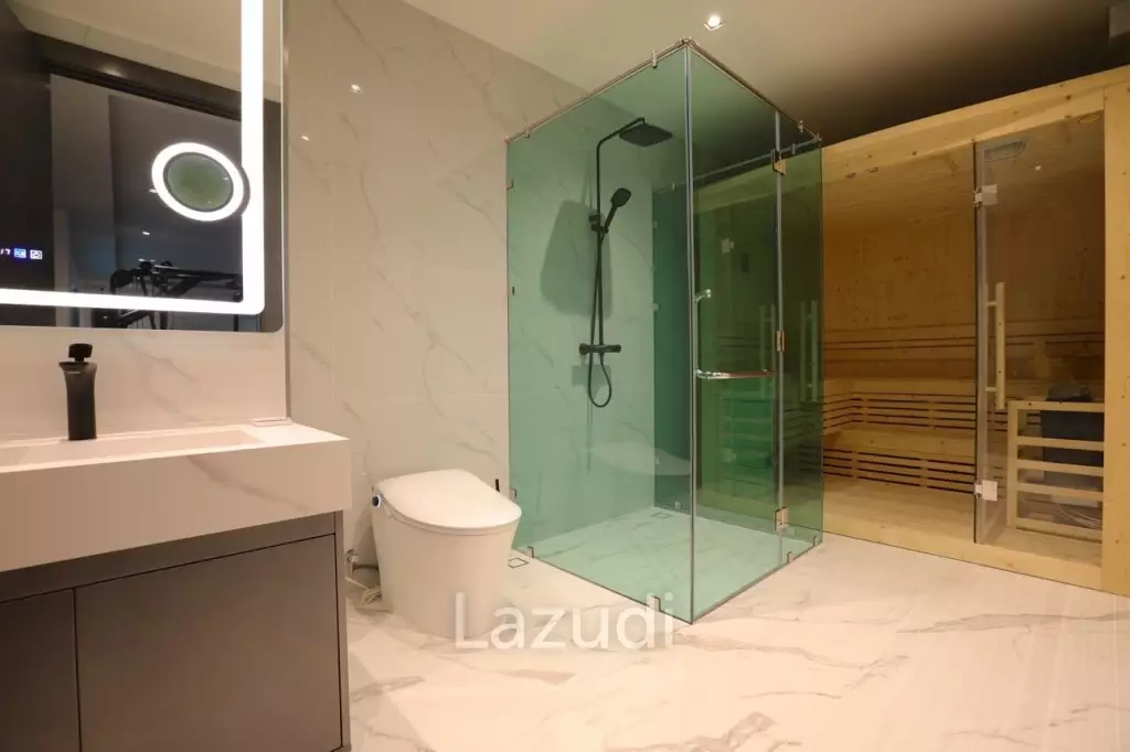 10 Bed 12 Bath 1,224 Sqm. Siam Royal View House