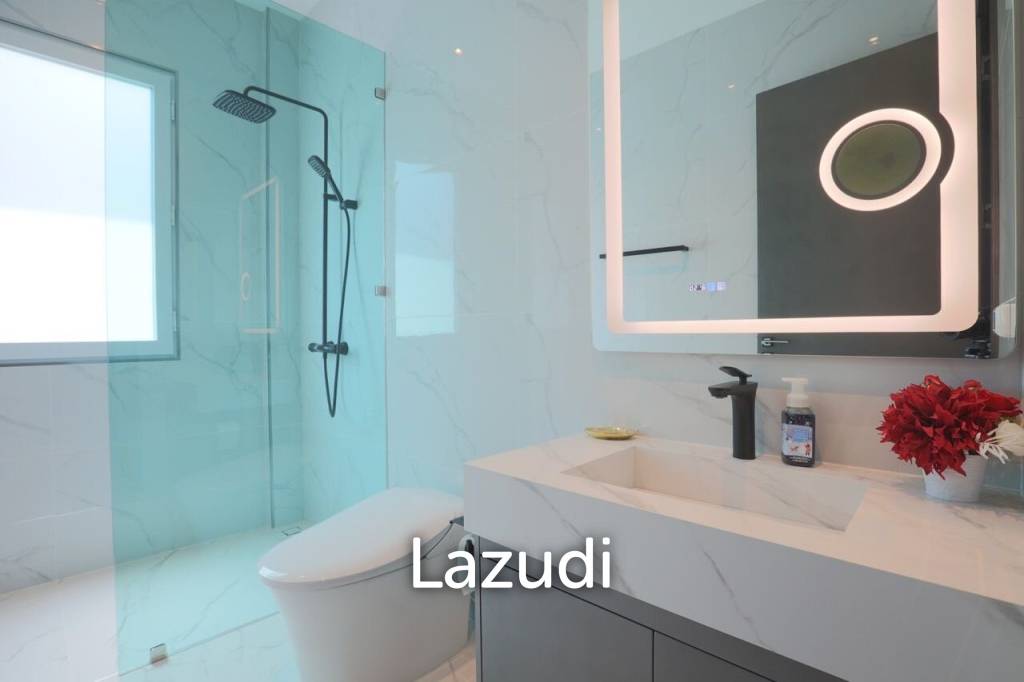 10 Bed 12 Bath 1,224 Sqm. Siam Royal View House