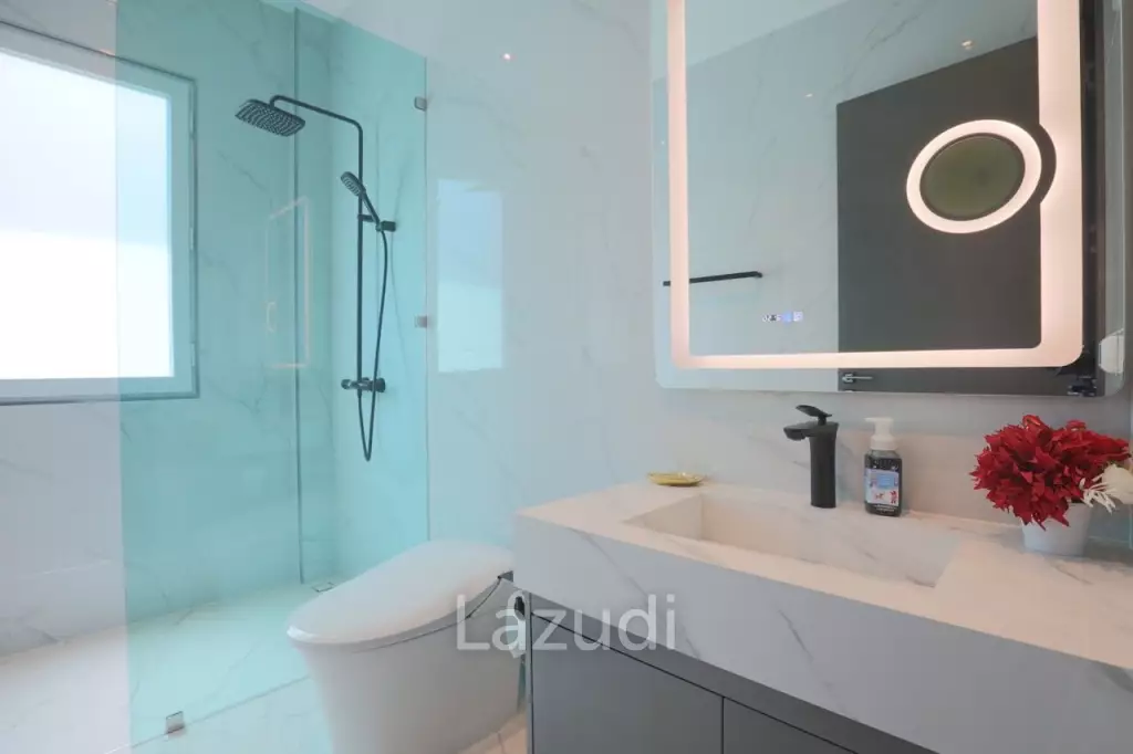 10 Bed 12 Bath 1,224 Sqm. Siam Royal View House