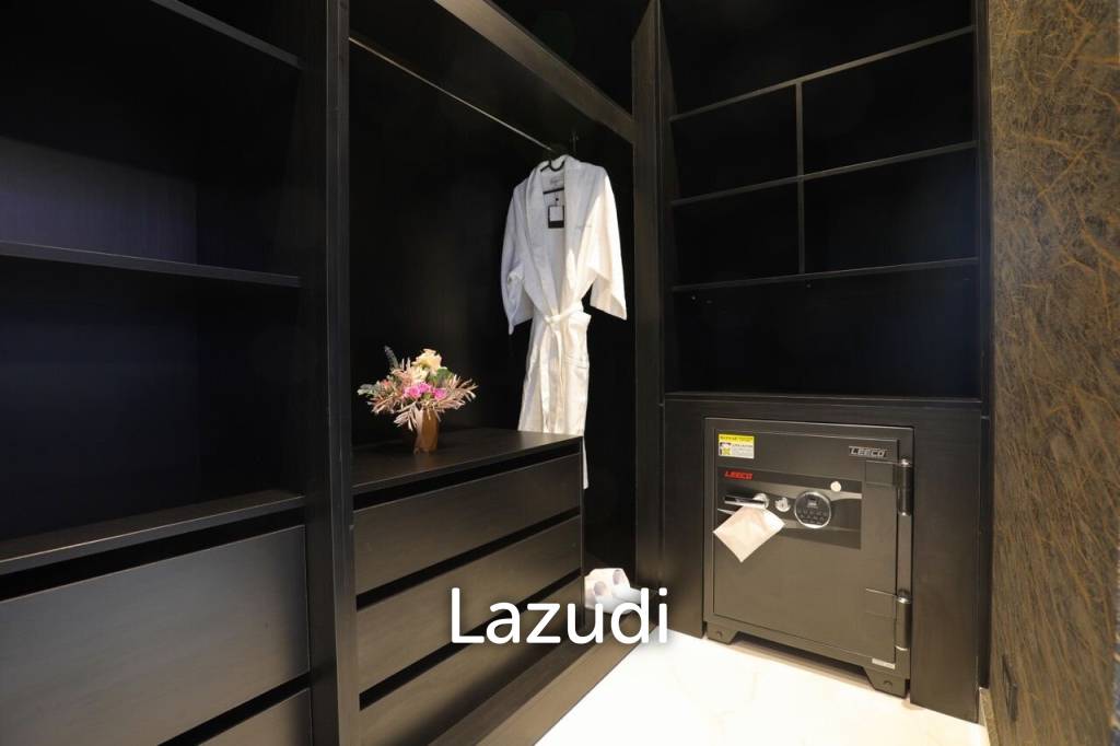 10 Bed 12 Bath 1,224 Sqm. Siam Royal View House