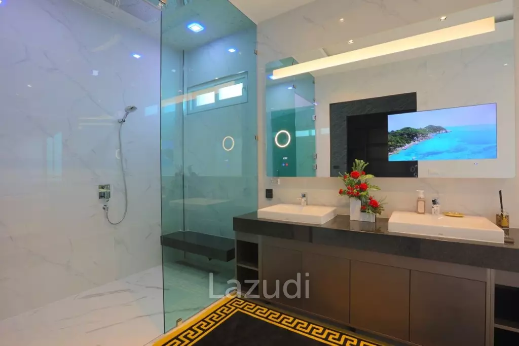 10 Bed 12 Bath 1,224 Sqm. Siam Royal View House