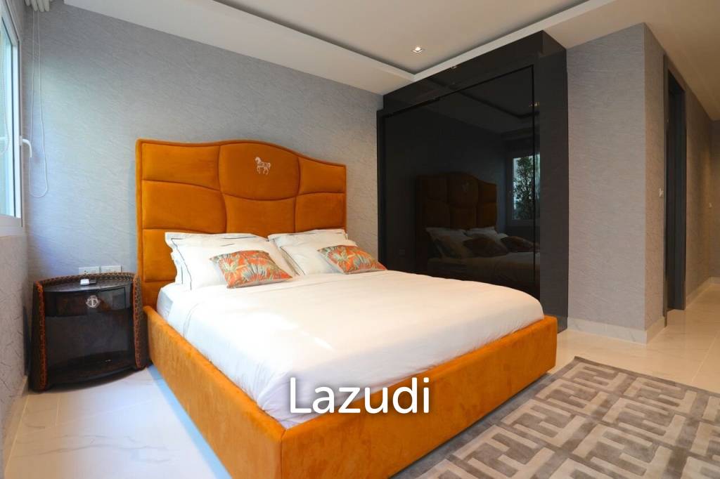 10 Bed 12 Bath 1,224 Sqm. Siam Royal View House