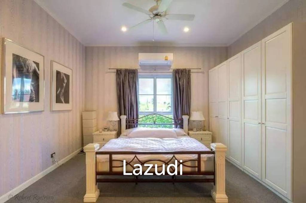 1,268 Sqm 4 Bed 4 Bath Villa For Sale