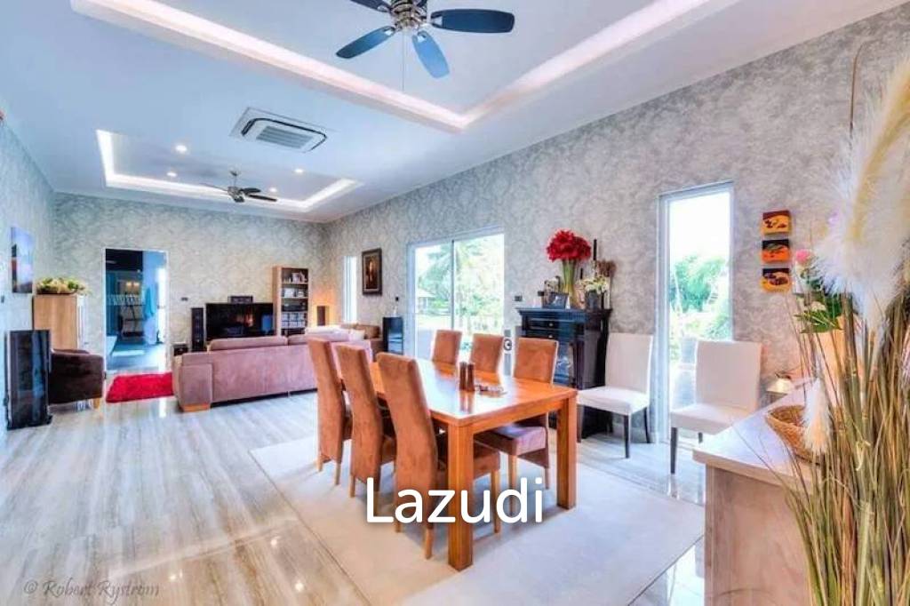 1,268 Sqm 4 Bed 4 Bath Villa For Sale