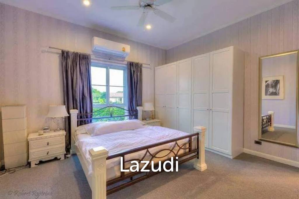 1,268 Sqm 4 Bed 4 Bath Villa For Sale