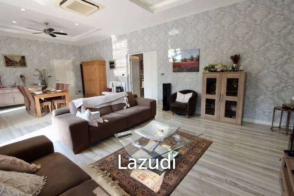 1,268 Sqm 4 Bed 4 Bath Villa For Sale