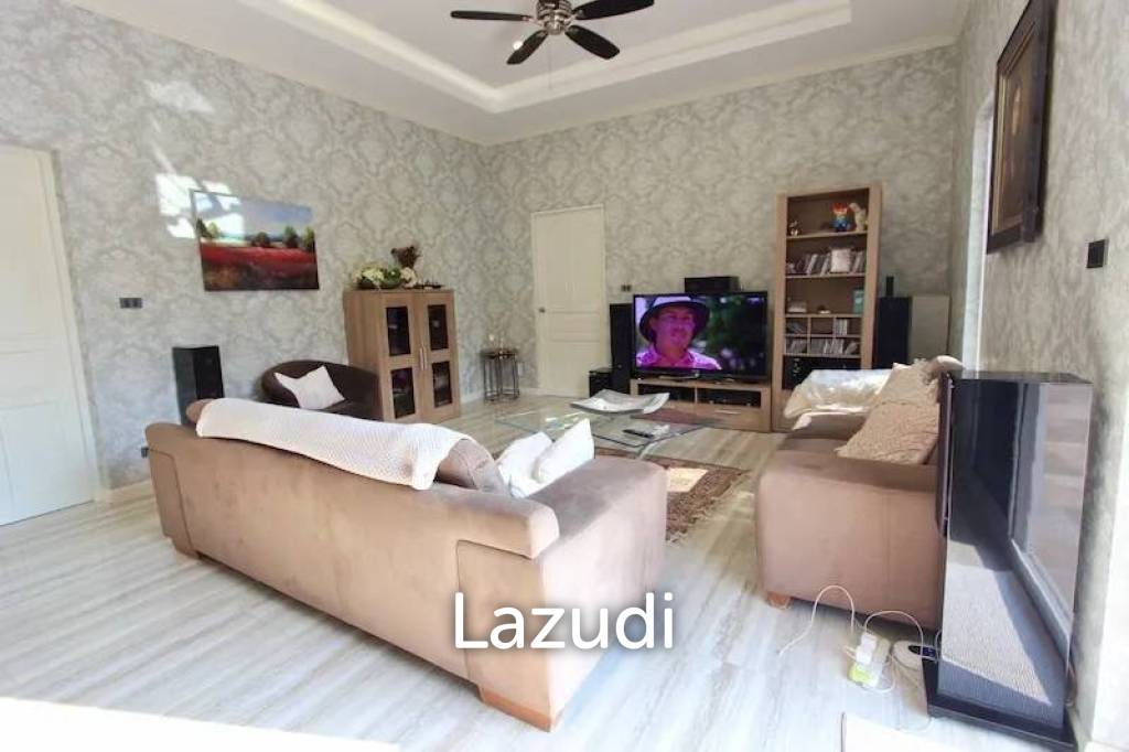 1,268 Sqm 4 Bed 4 Bath Villa For Sale