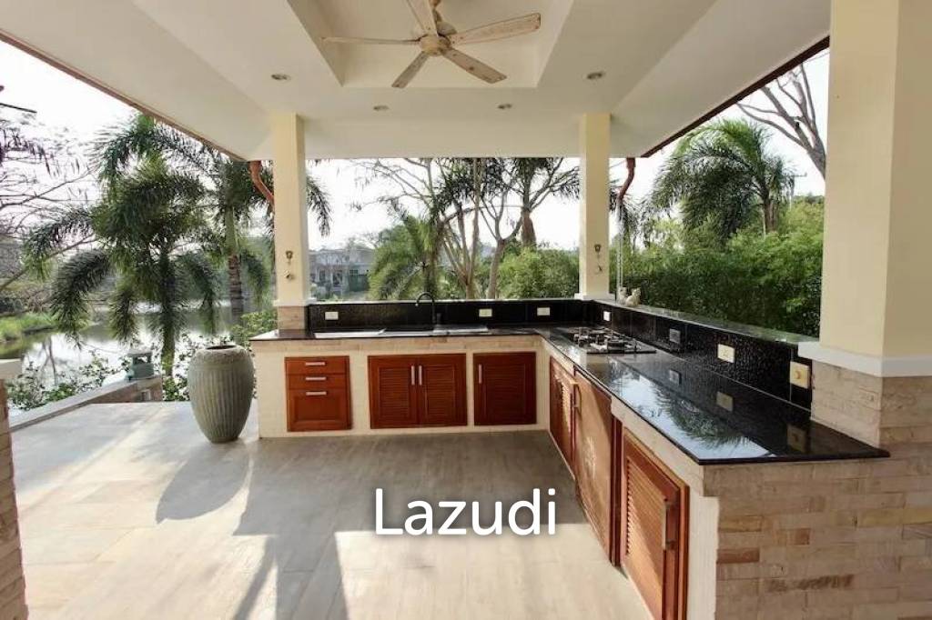 1,268 Sqm 4 Bed 4 Bath Villa For Sale