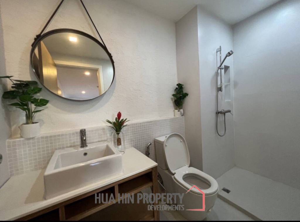 THE SEACRAZE : Nice 2 Bed condo near the beach