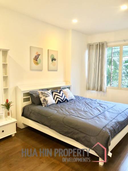 THE SEACRAZE : Nice 2 Bed condo near the beach