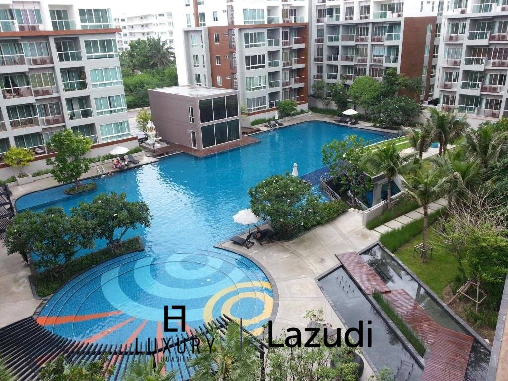 THE SEACRAZE : Nice 2 Bed condo near the beach