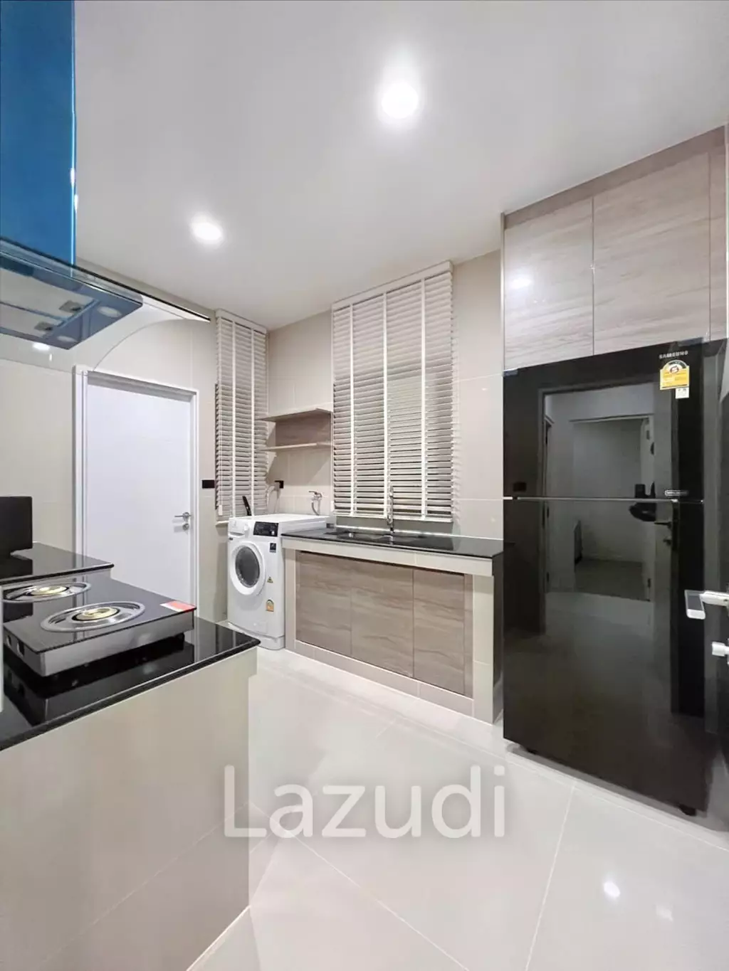 4 Bed 4 Bath 280 SQ.M Burasiri Krungthep Kreetha